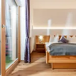 Wellnesshaus Reichelt 4*