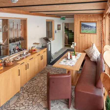 Wellnesshaus Reichelt 4* ラートシュタット