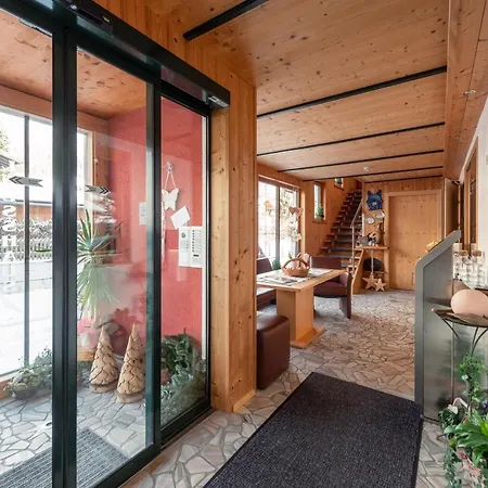 アパートホテル Wellnesshaus Reichelt ラートシュタット