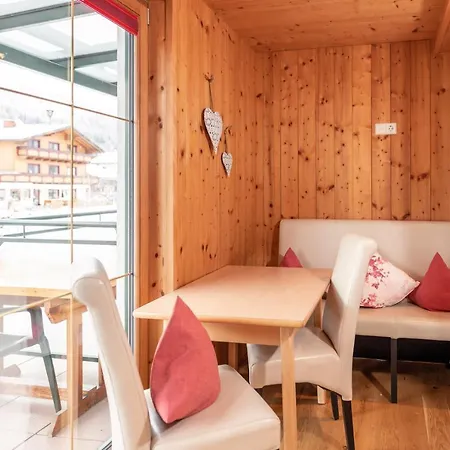 Wellnesshaus Reichelt Aparthotel Radstadt