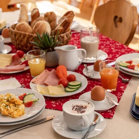 Ξενοδοχείο με διαμερίσματα Wellnesshaus Reichelt 4*