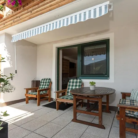 Aparthotel Wellnesshaus Reichelt 4*